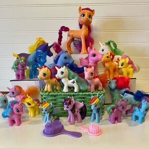 Lot 24 G3 My Little Pony Ponies & Hair Brushes Mixed Lot Preowned See Pics